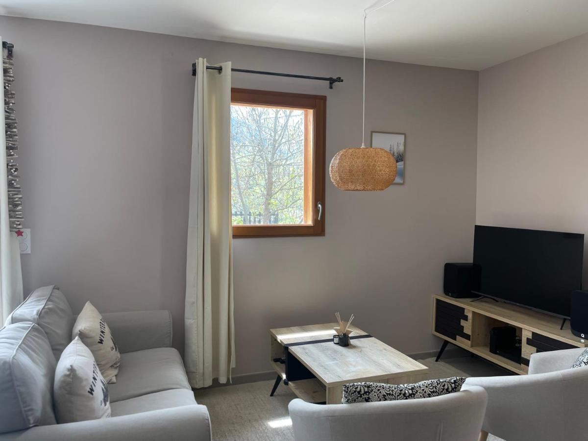Appartement Au Centre De St Martin De Belleville Saint-Martin-de-Belleville Eksteriør bilde